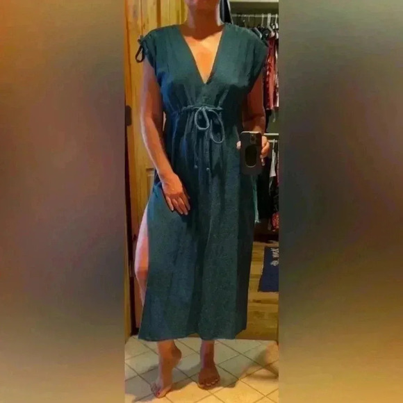 Tulum Deep V Maxi Dress - Picture 5 of 5